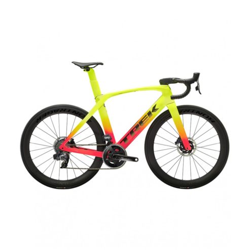 2023-Trek-Madone-SLR-7-ETap-Gen-6-Road-Bike1